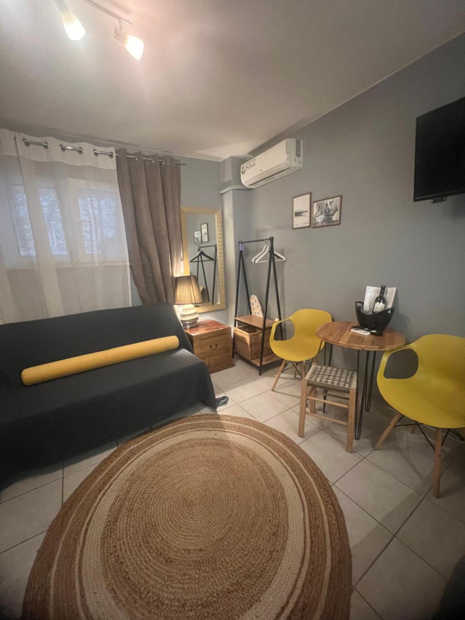 Lamda Vintage Appartment Athens Luaran gambar
